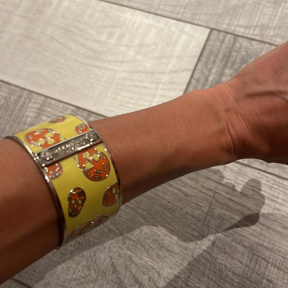 mcqueen bangle - Picture 6 of 6